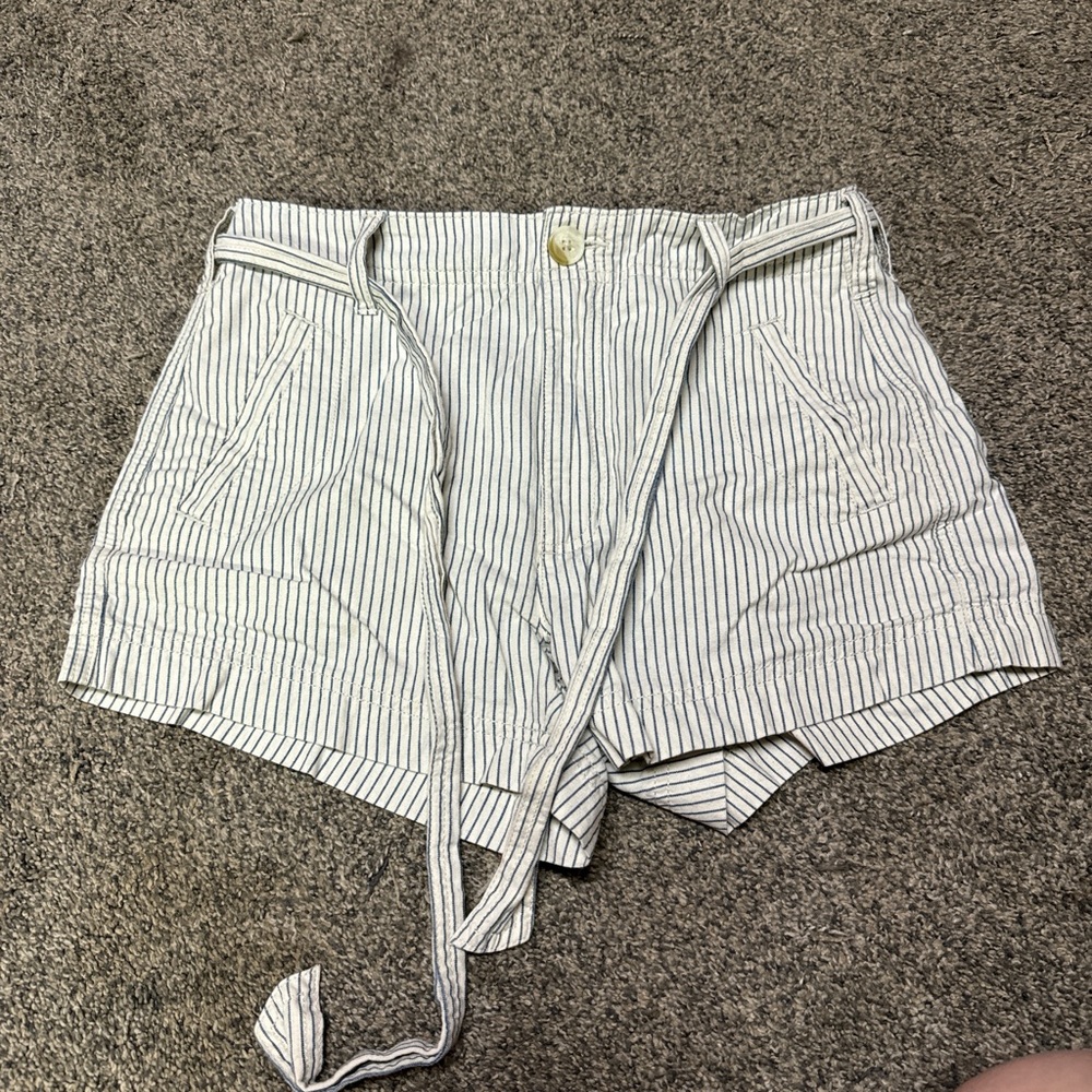tye shorts